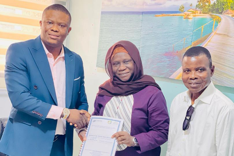 Signature de contrat de partenariat entre ICH et ALDIA conseil Afrique-France